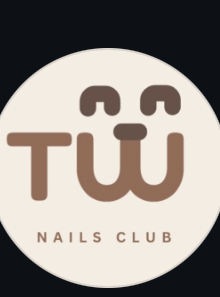 TW Nails Club logo