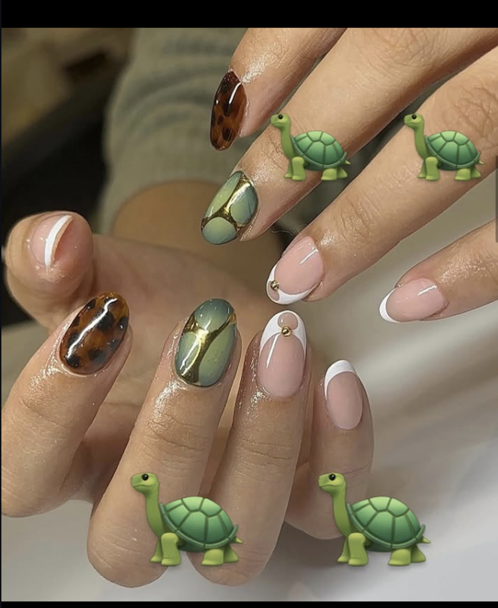 Tortoiseshell nails with jade and gold kintsugi accents